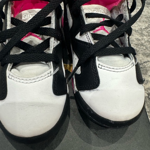 Toddler Jordan Retro Low - Picture 5 of 7